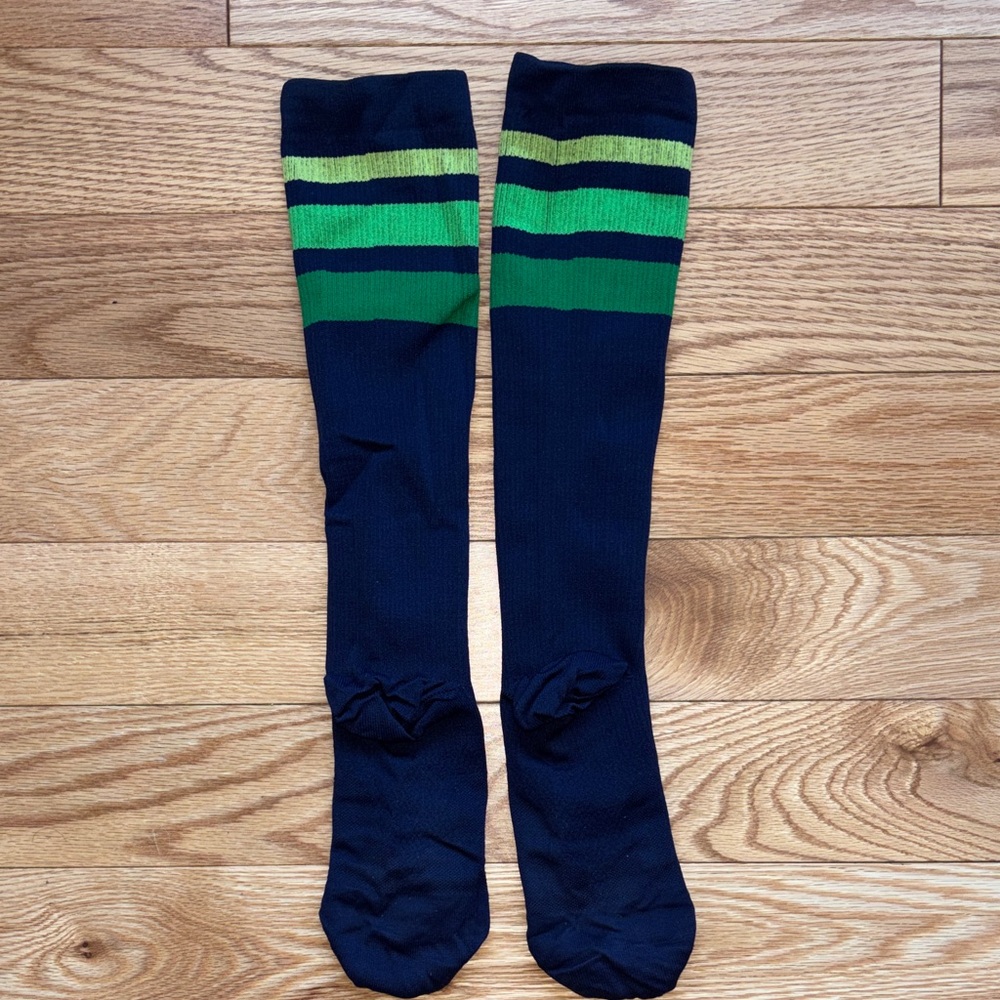 Pro Compression Socks - Picture 3 of 3